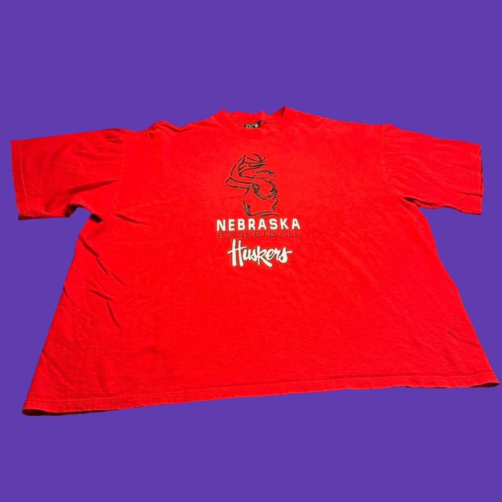 Vintage Nebraska Huskers Basketball T Shirt 2XL Red NCAA College Graphic Boxy